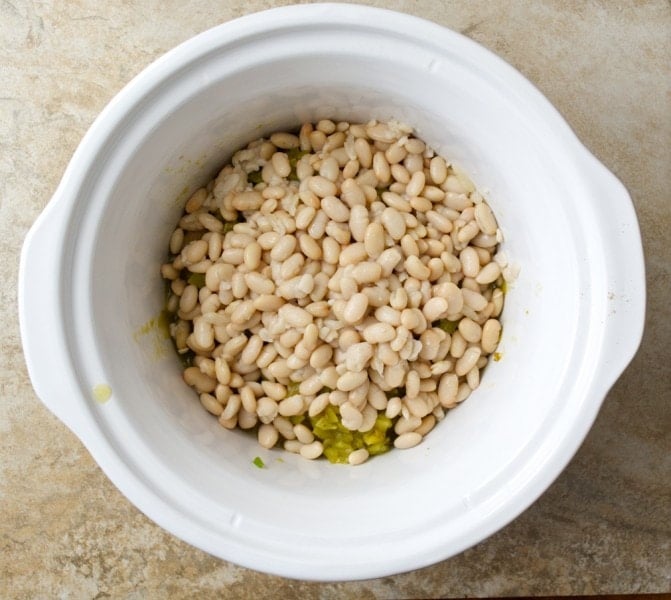 Slow Cooker White Bean Chicken Chili Verde